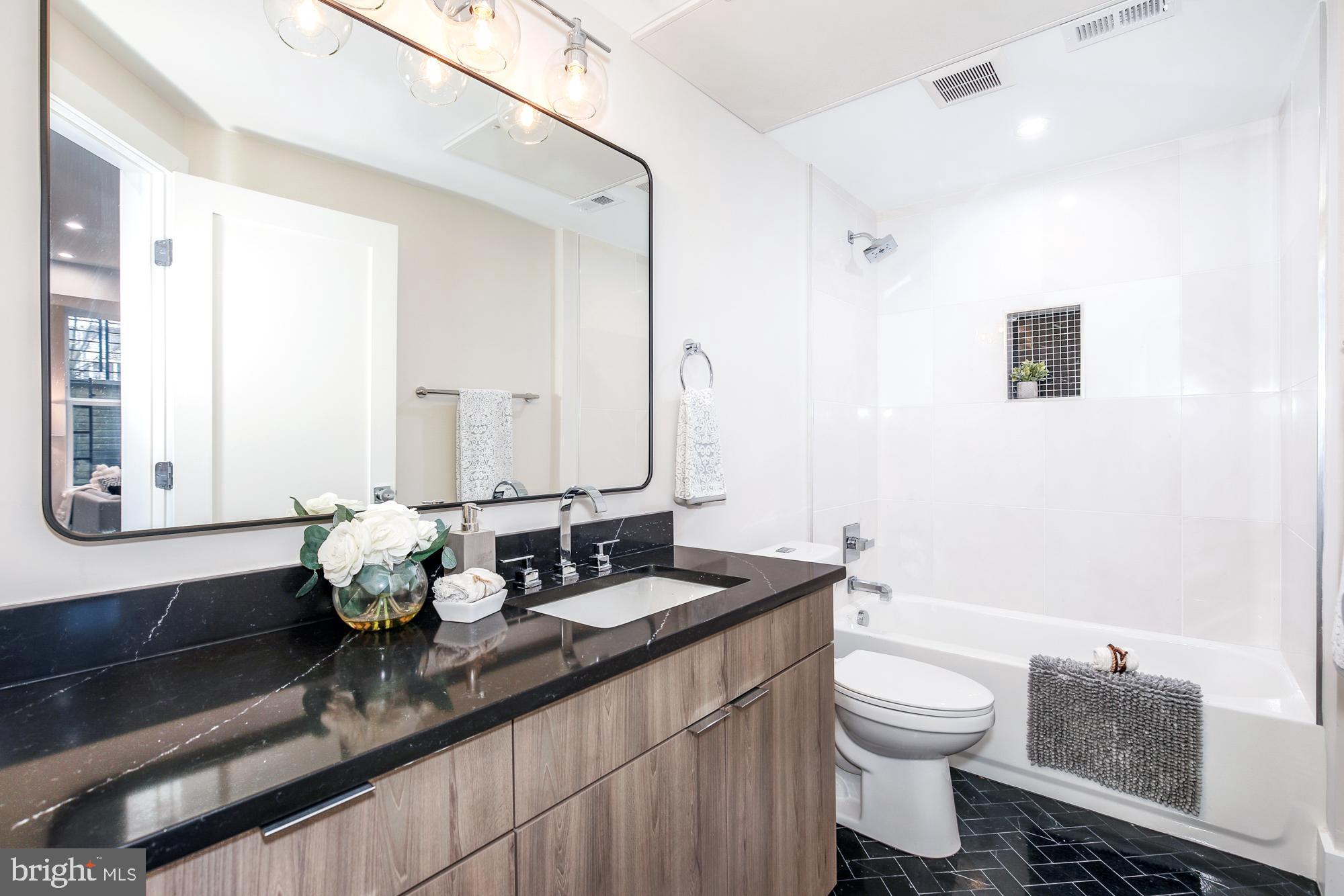 1421 Spring Road Northwest, Unit C04 Washington, DC 20010 - Photo 13 of 15 Gallery Image 13