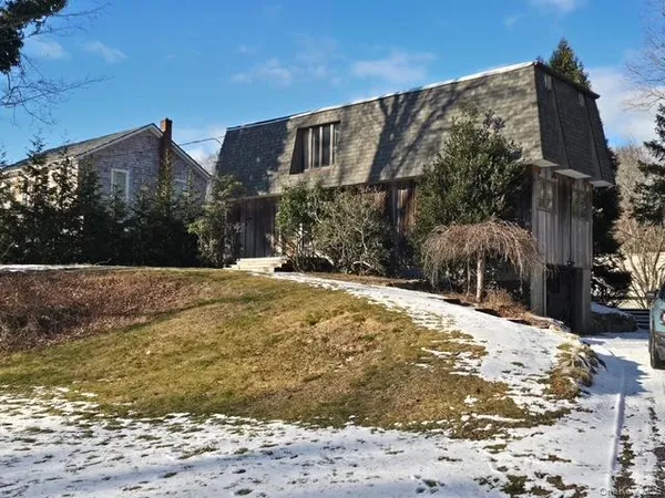 $525,000 | 88 Sandy Court, Riverhead, NY 11901