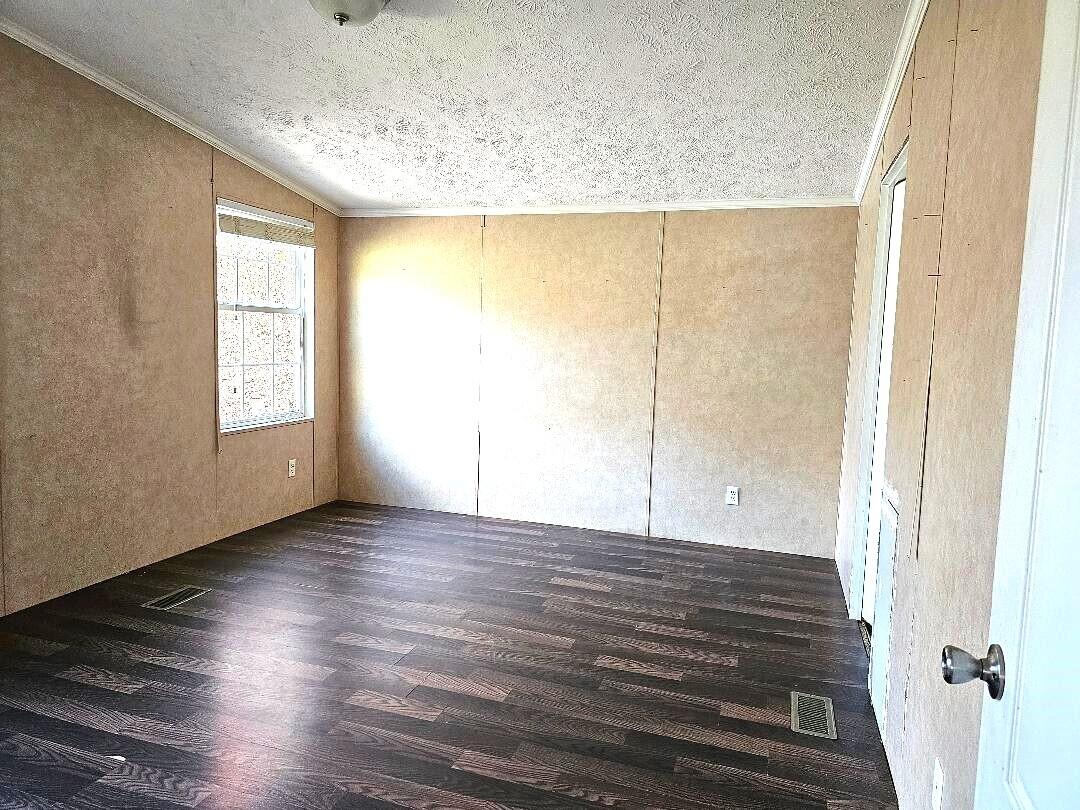 1776 Cave Springs Road Dryden, VA 24243 - Photo 12 of 21 Dryden 21