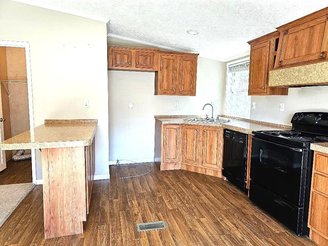 1776 Cave Springs Road Dryden, VA 24243 - Photo 5 of 21 3