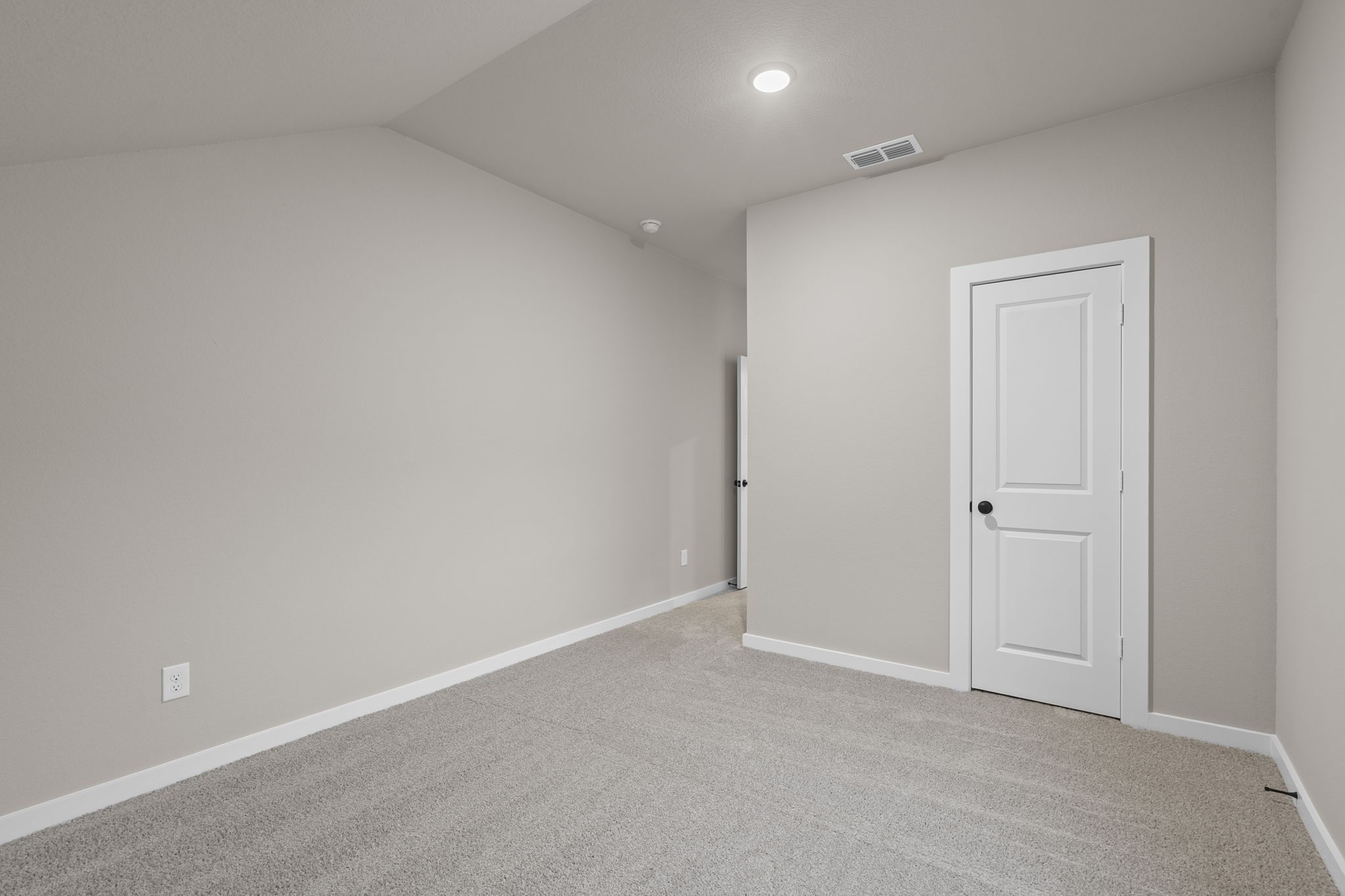 9434 Pacific Crest Porter, TX 77365 - Photo 22 of 50 Secondary Bedroom