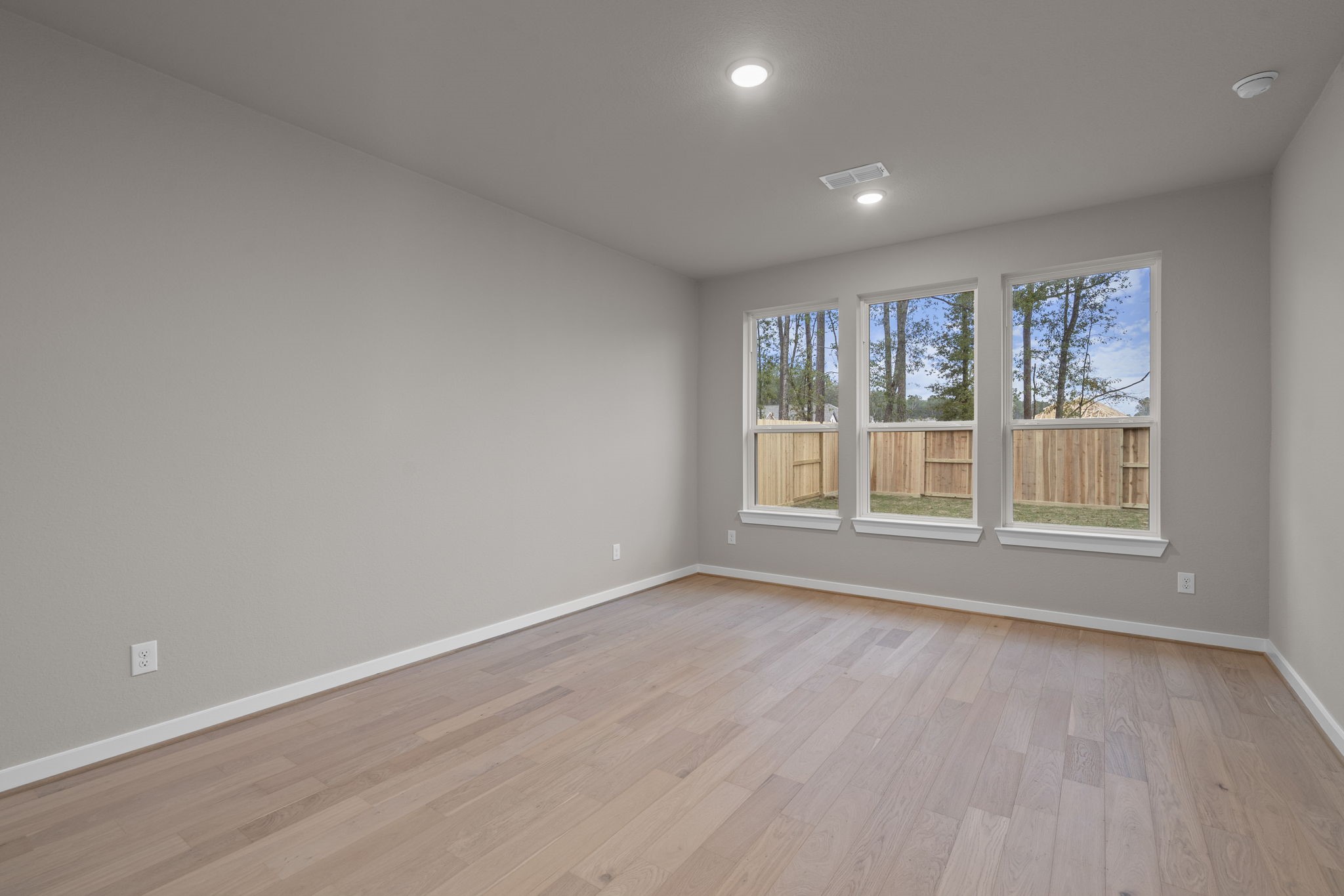 9434 Pacific Crest Porter, TX 77365 - Photo 28 of 50 Primary Bedroom.