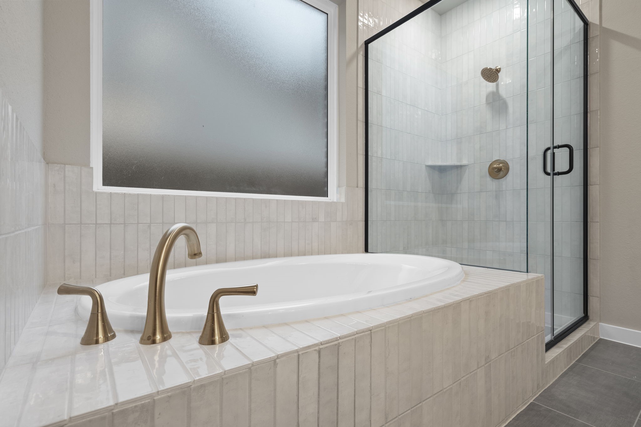 9434 Pacific Crest Porter, TX 77365 - Photo 31 of 50 Primary Bath