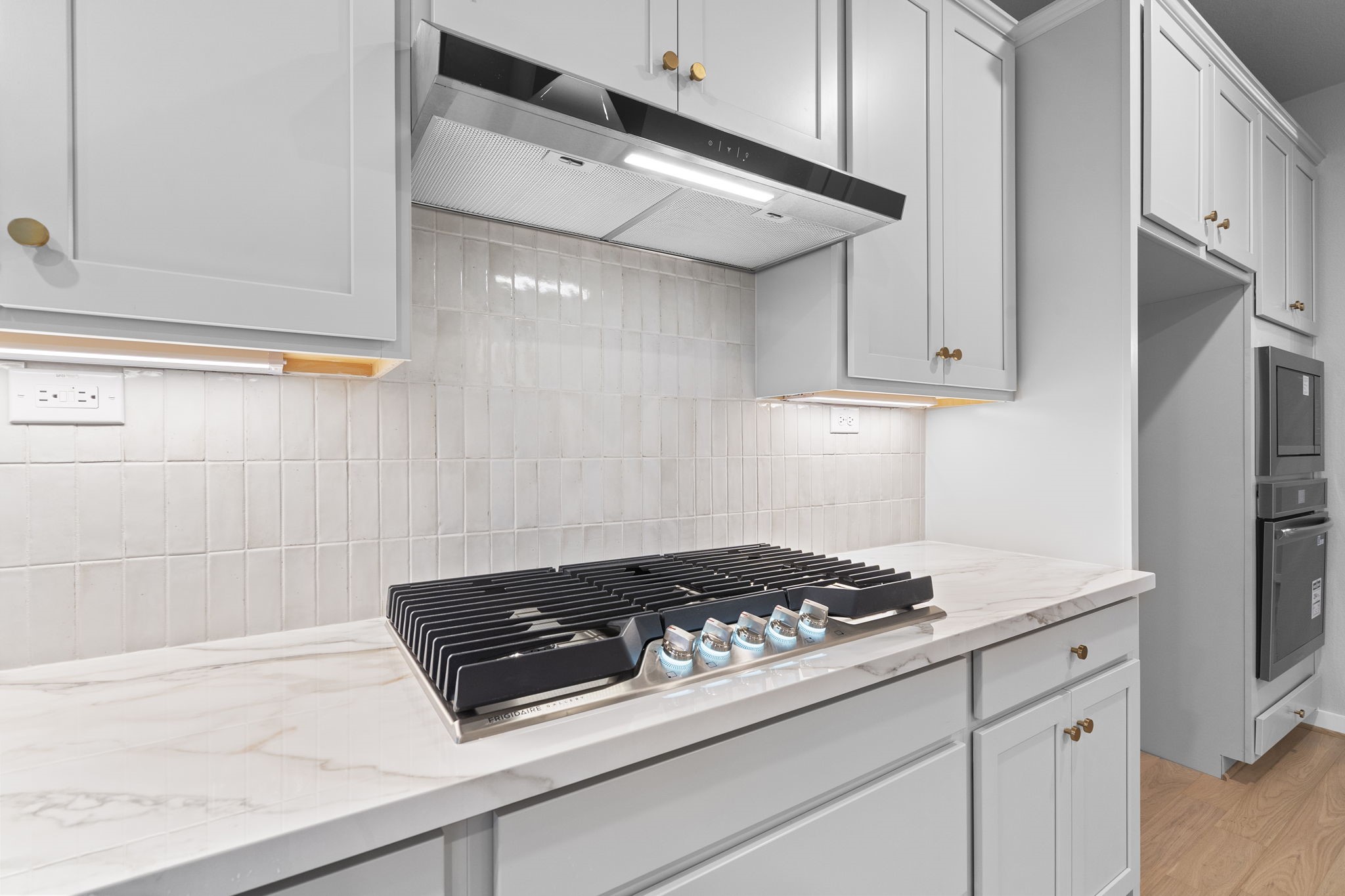 9434 Pacific Crest Porter, TX 77365 - Photo 7 of 50 Built-in Appliances