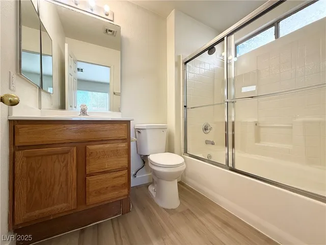 $1,750 | 5718 Royal Sands Street, North Las Vegas, NV 89031