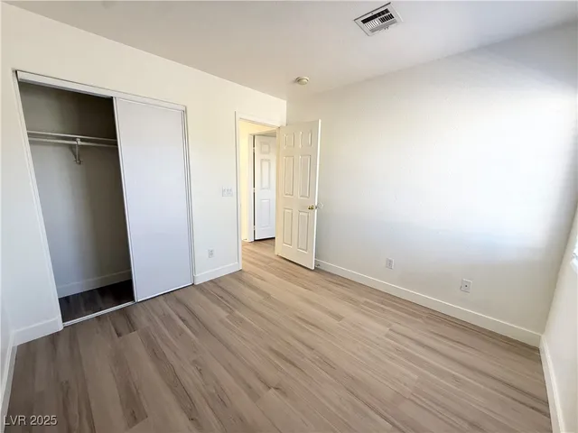 $1,750 | 5718 Royal Sands Street, North Las Vegas, NV 89031