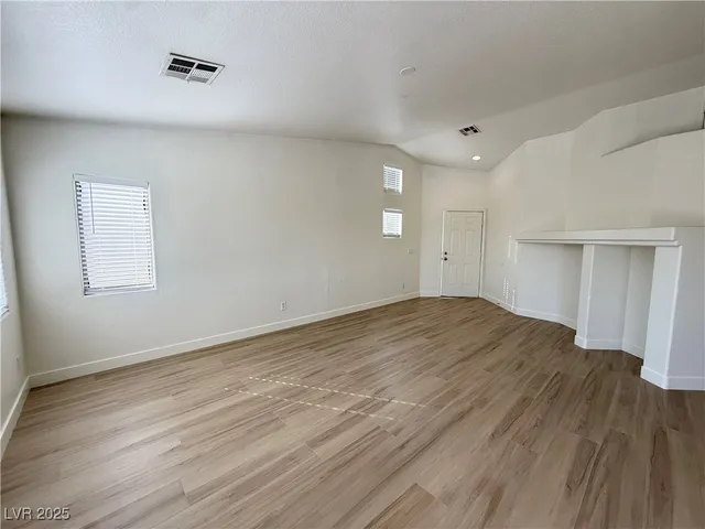 $1,750 | 5718 Royal Sands Street, North Las Vegas, NV 89031