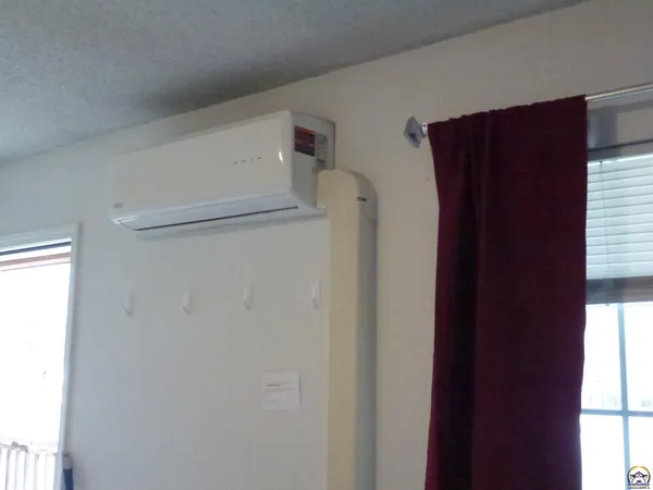 $1,080,000 | 905-909 East Street, Emporia, KS 66801