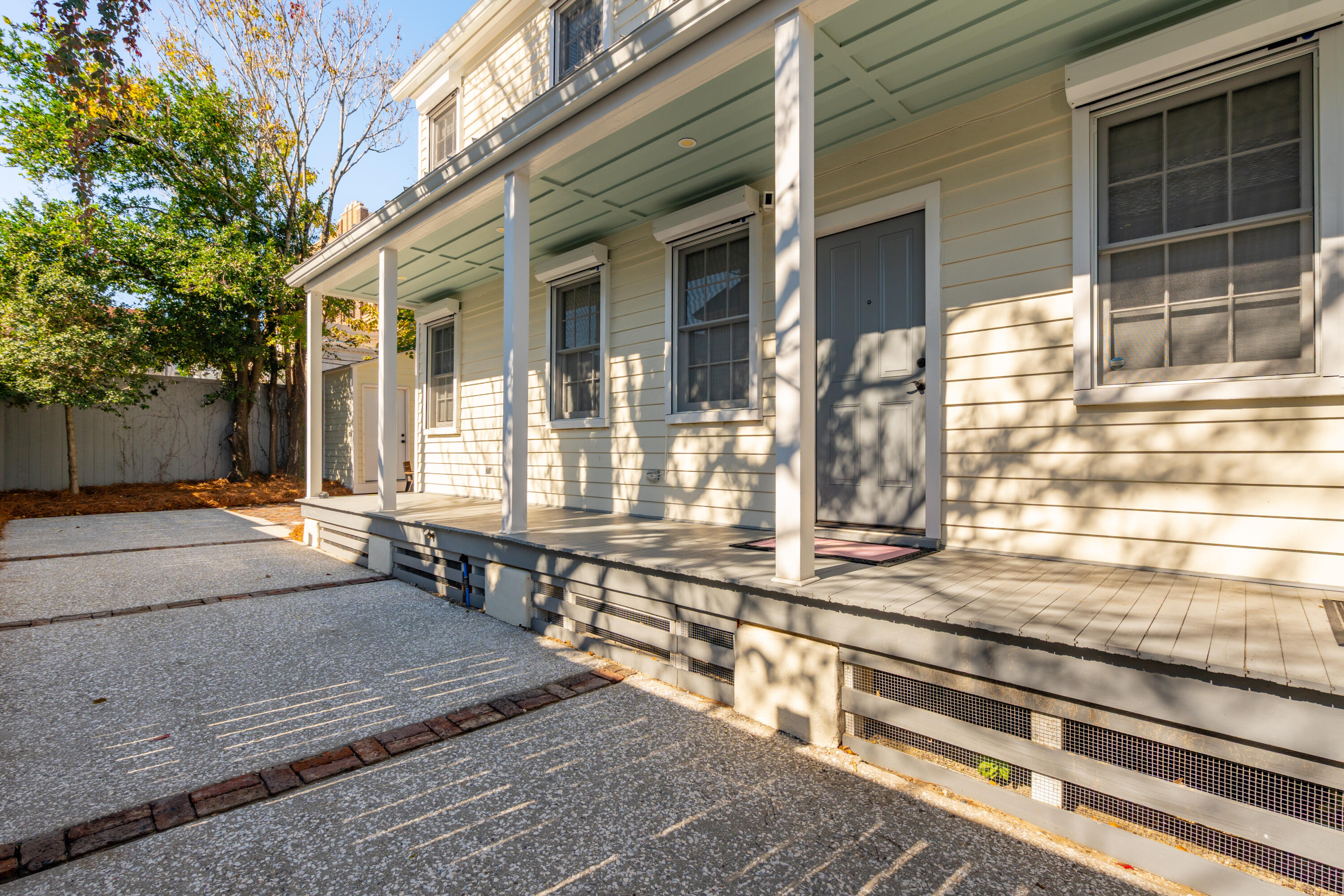 1 Ducs Court Charleston, SC 29403 - Photo 3 of 25 1DucsCt-KeenEyeMarketing-008