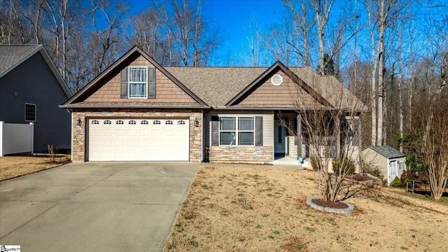 $275,000 | 227 Heritage Creek Drive, Boiling Springs, SC 29316