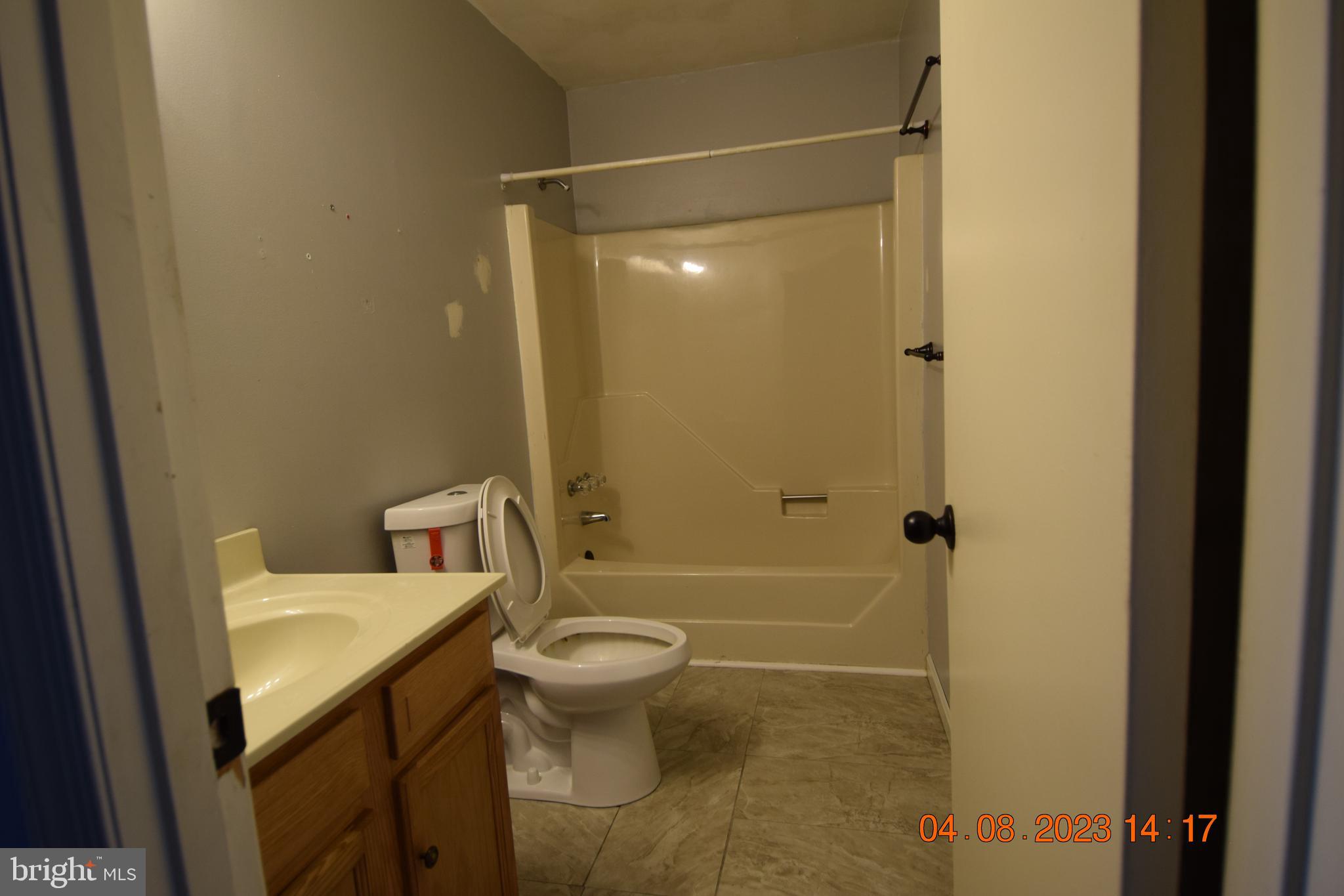 12 Sullivan Road Westminster, MD 21157 - Photo 13 of 32 Upper Bath