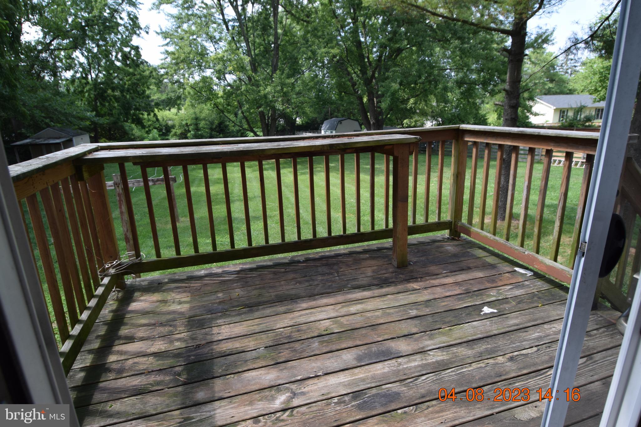 12 Sullivan Road Westminster, MD 21157 - Photo 8 of 32 Deck