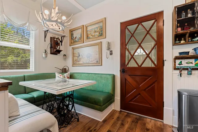 $899,000 | 1650 Banks Lowman Road, Garden Valley, ID 83622