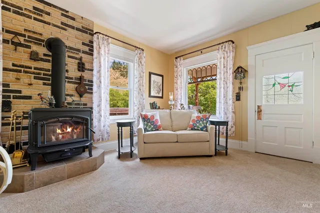 $899,000 | 1650 Banks Lowman Road, Garden Valley, ID 83622