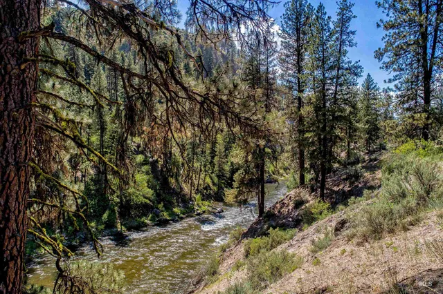 $899,000 | 1650 Banks Lowman Road, Garden Valley, ID 83622