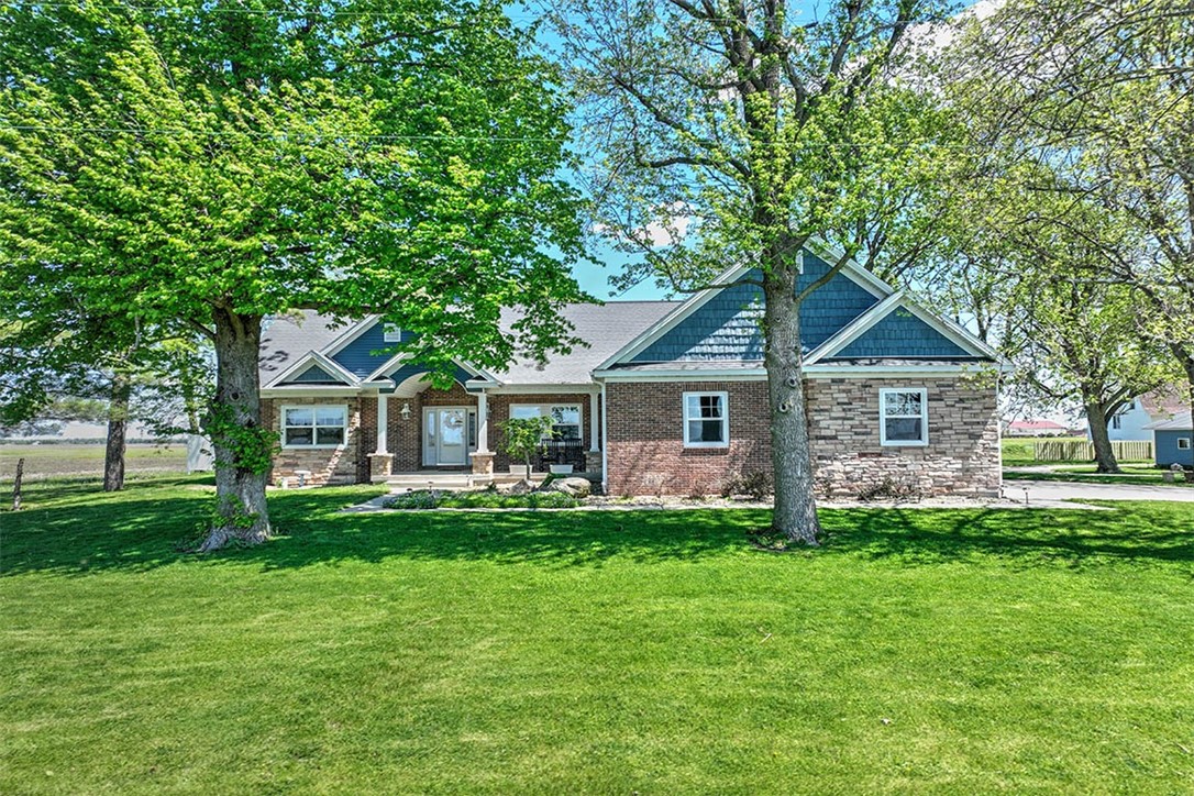 4480 North Bearsdale Road Decatur, IL 62526 - Photo 1 of 45