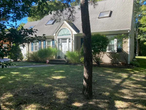 $699,900 | 37 Square Rigger Lane, Barnstable, MA 02601