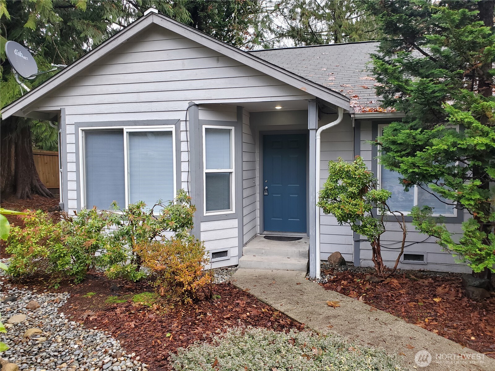 4127 Phillips Road Southeast Port Orchard, WA 98366 - Photo 3 of 22 Gallery Image 3