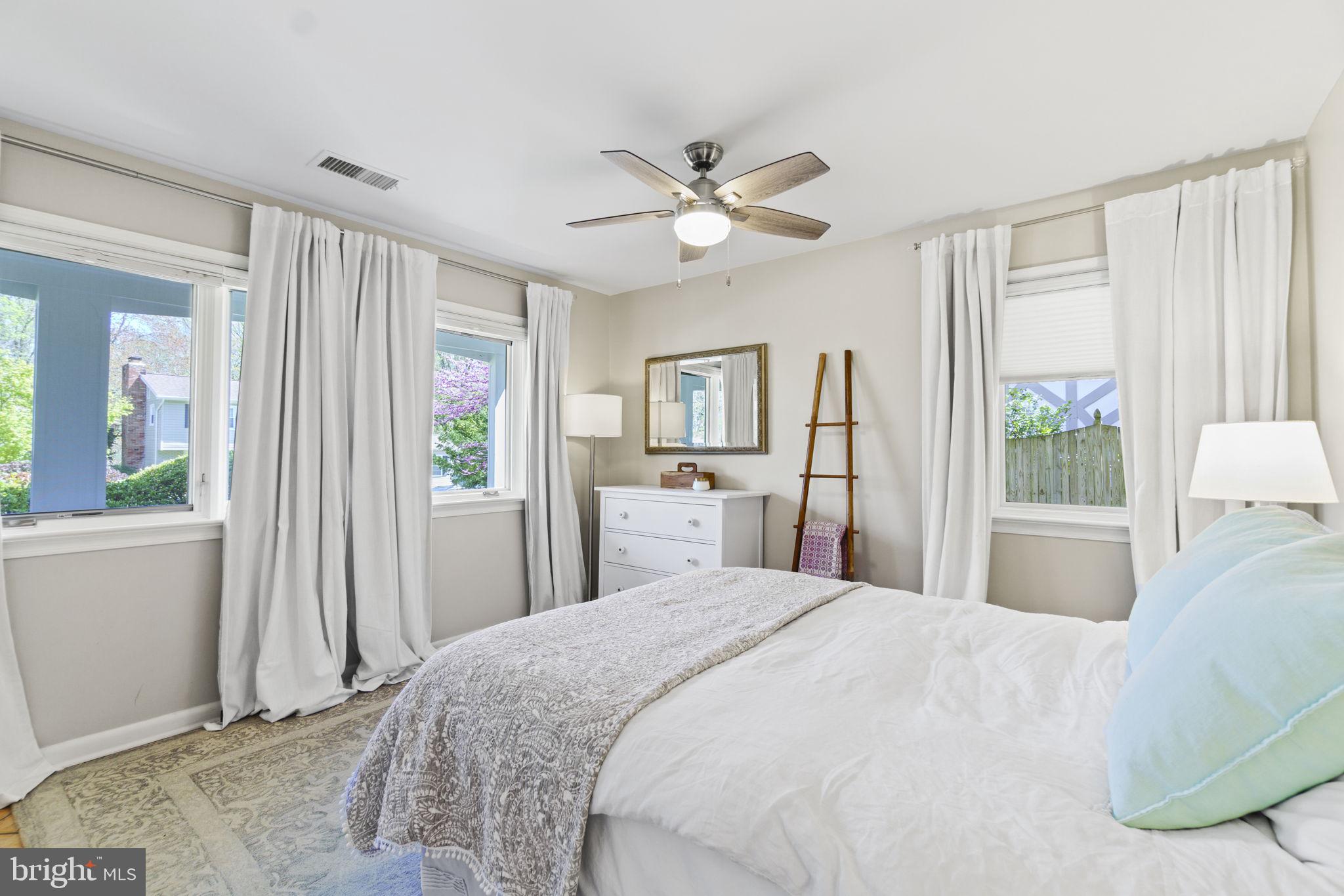 309 Halsey Road Annapolis, MD 21401 - Photo 15 of 44 An abundance of space and light