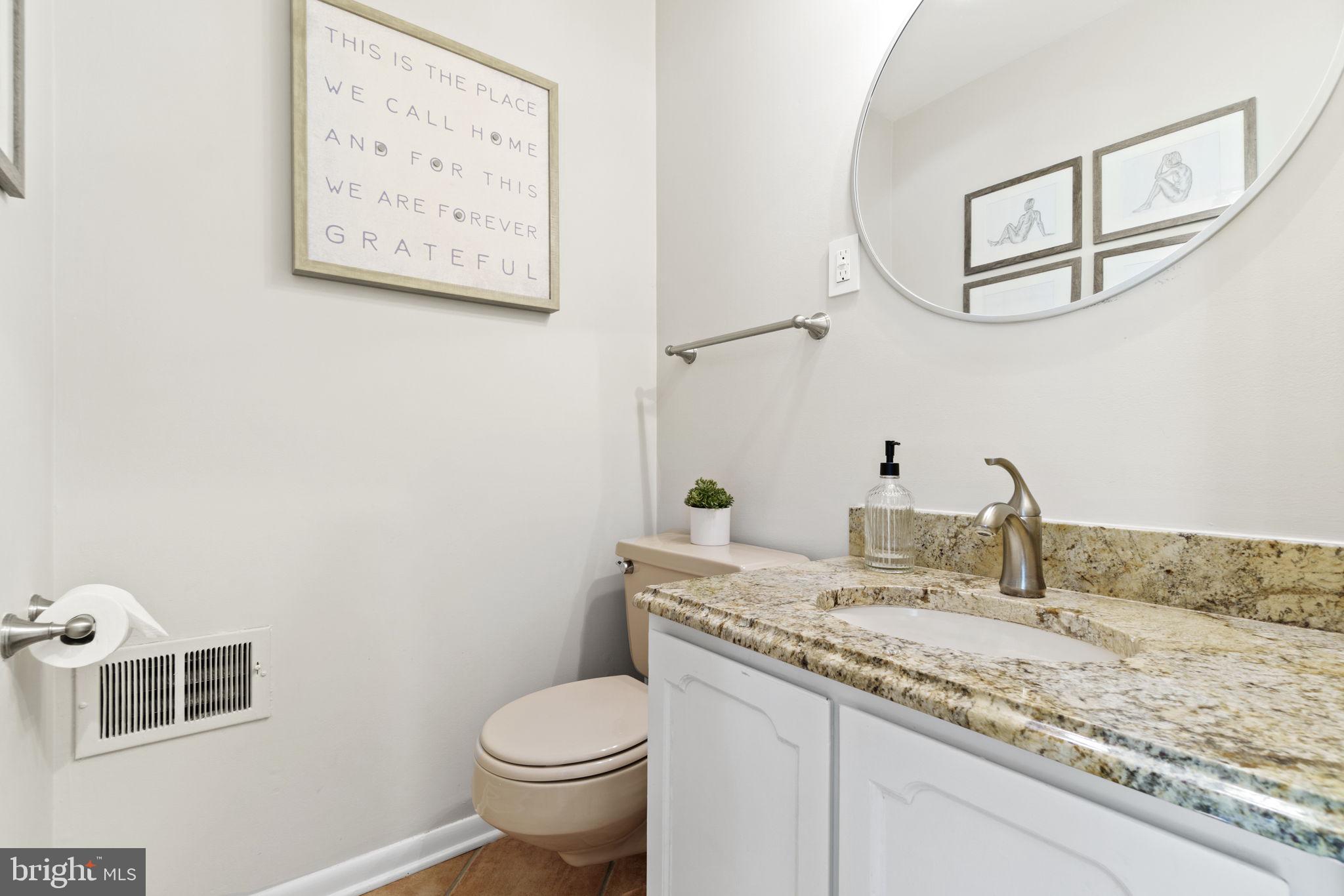 309 Halsey Road Annapolis, MD 21401 - Photo 16 of 44 Main floor half bath