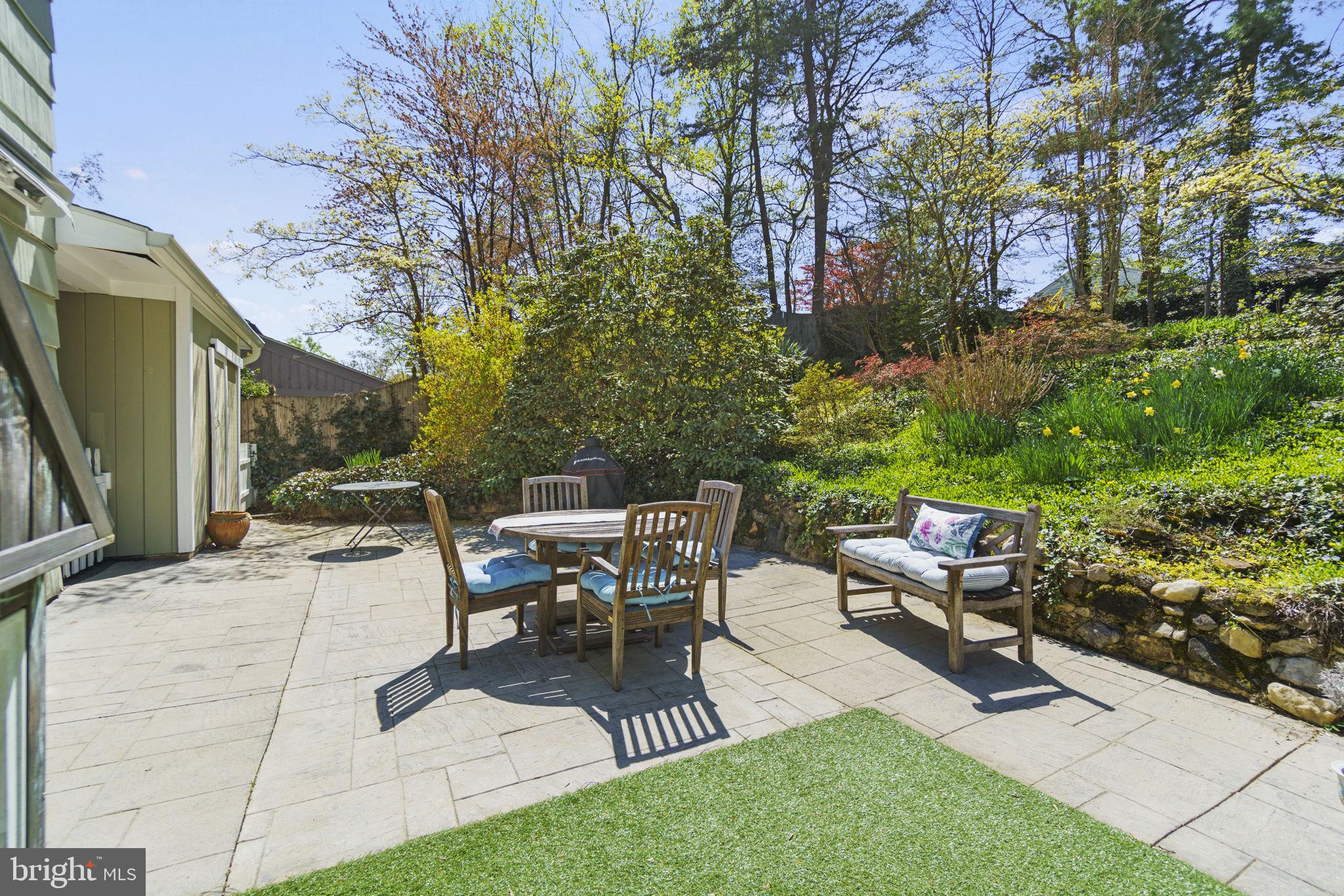 309 Halsey Road Annapolis, MD 21401 - Photo 27 of 44 Oversized patio perfectly framed w/ stones