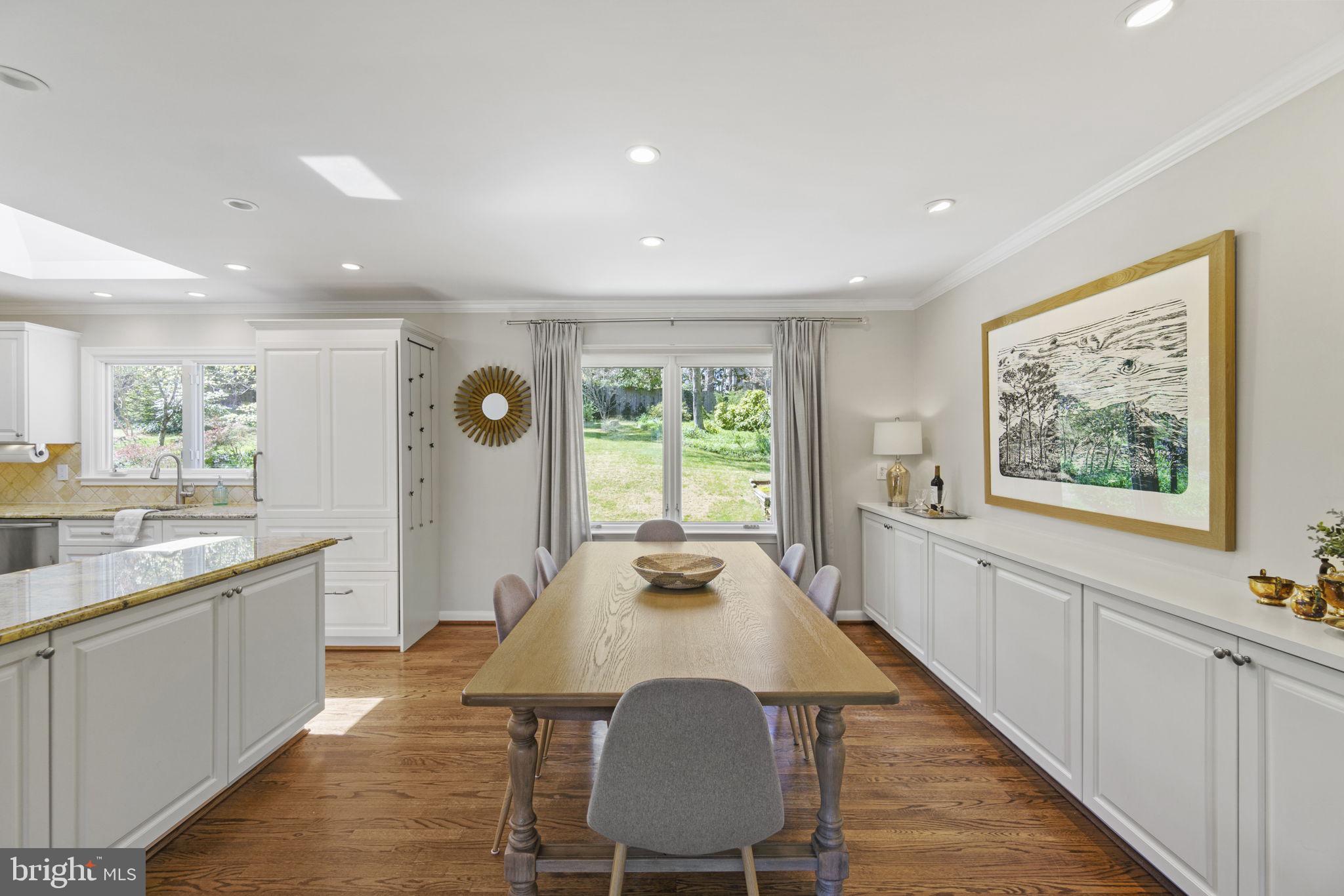 309 Halsey Road Annapolis, MD 21401 - Photo 5 of 44 Spacious dining area with extra kitchen storage
