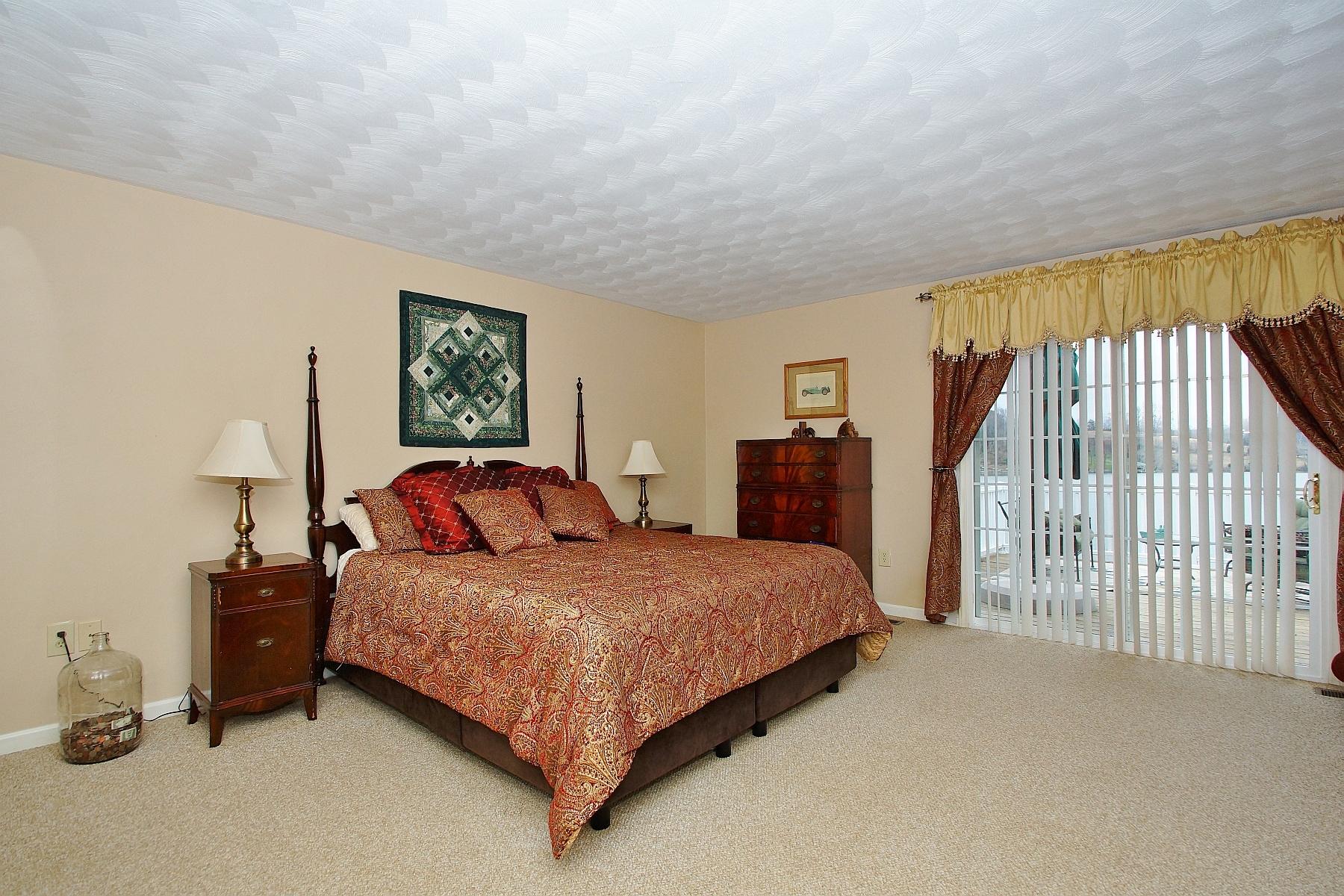 1525 Ellis Road Hardy, VA 24101 - Photo 17 of 88 17