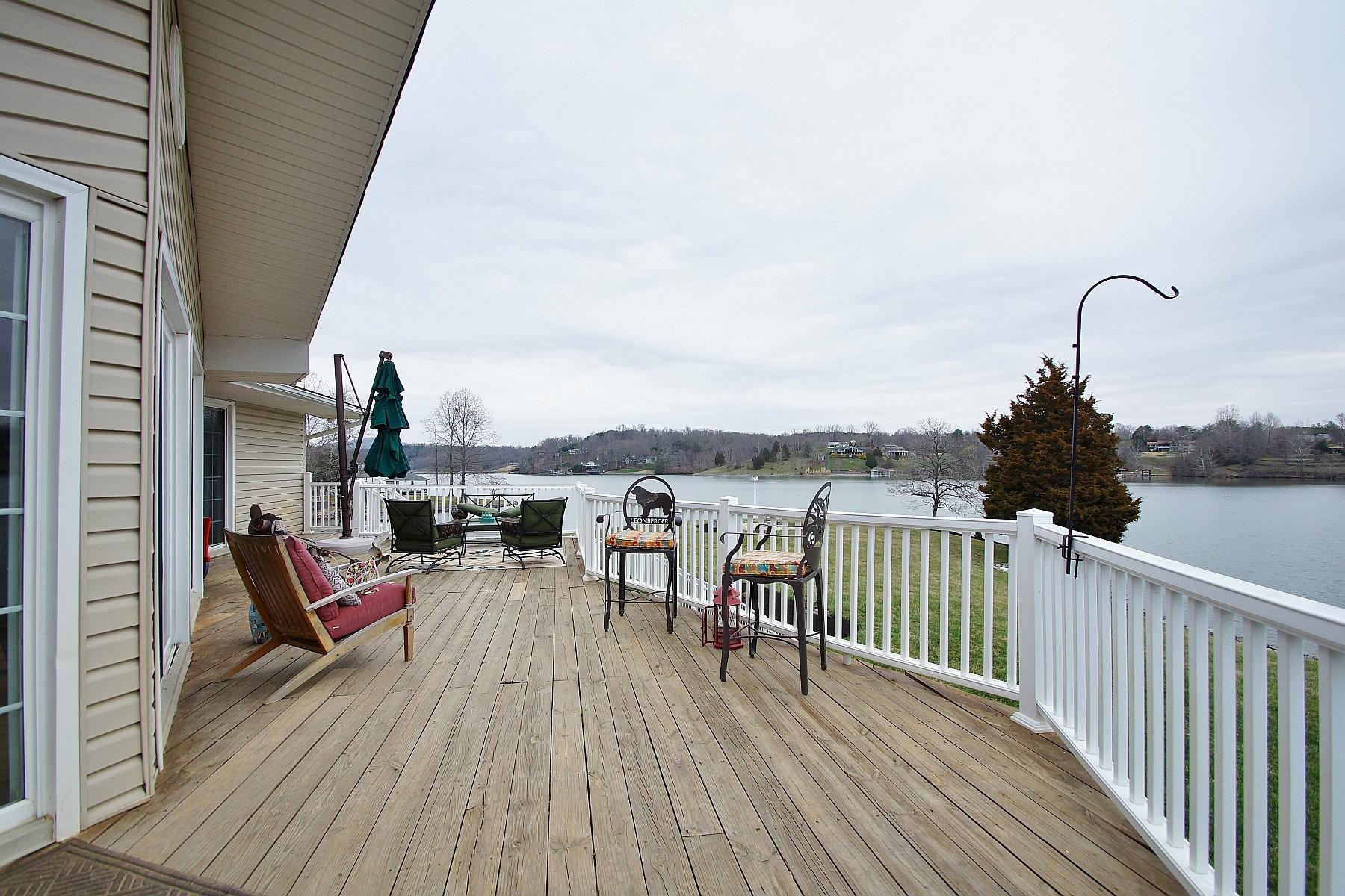 1525 Ellis Road Hardy, VA 24101 - Photo 23 of 88 23