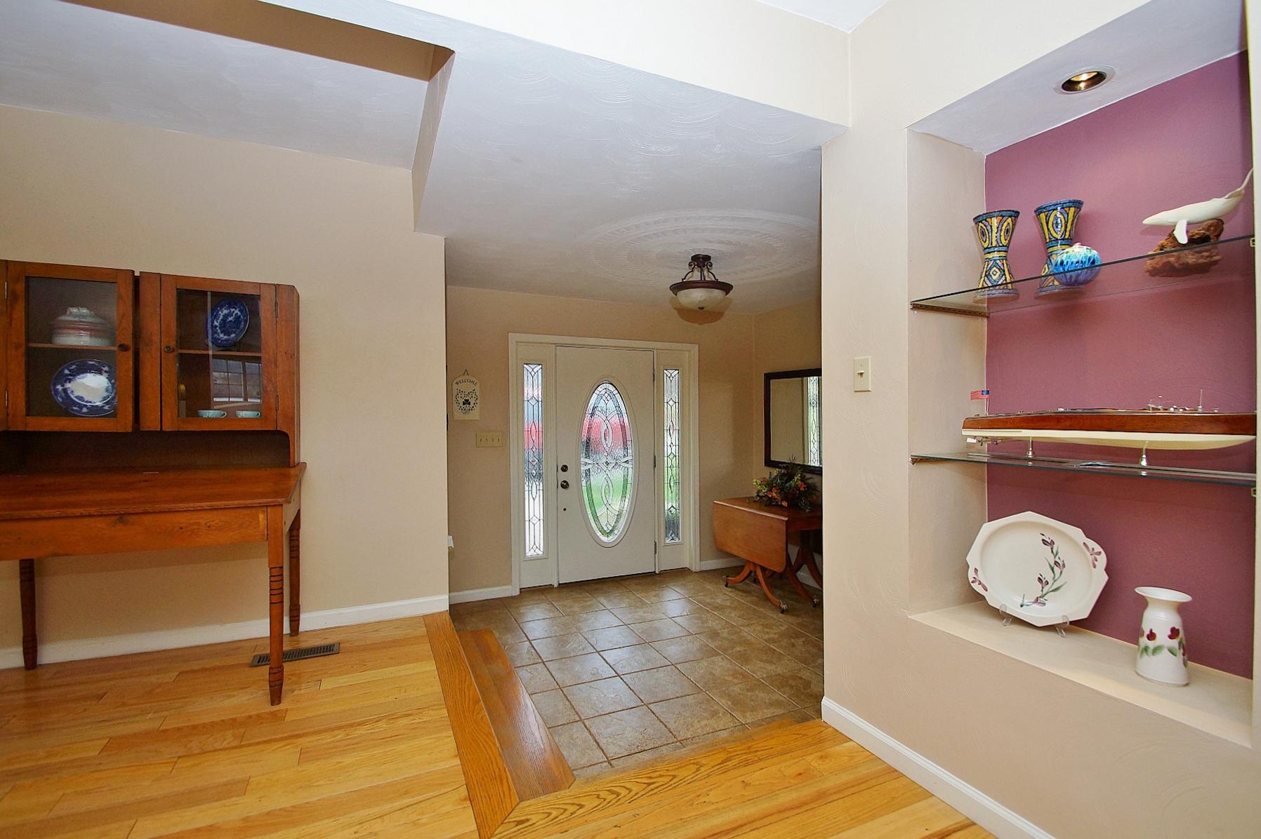 1525 Ellis Road Hardy, VA 24101 - Photo 4 of 88 4