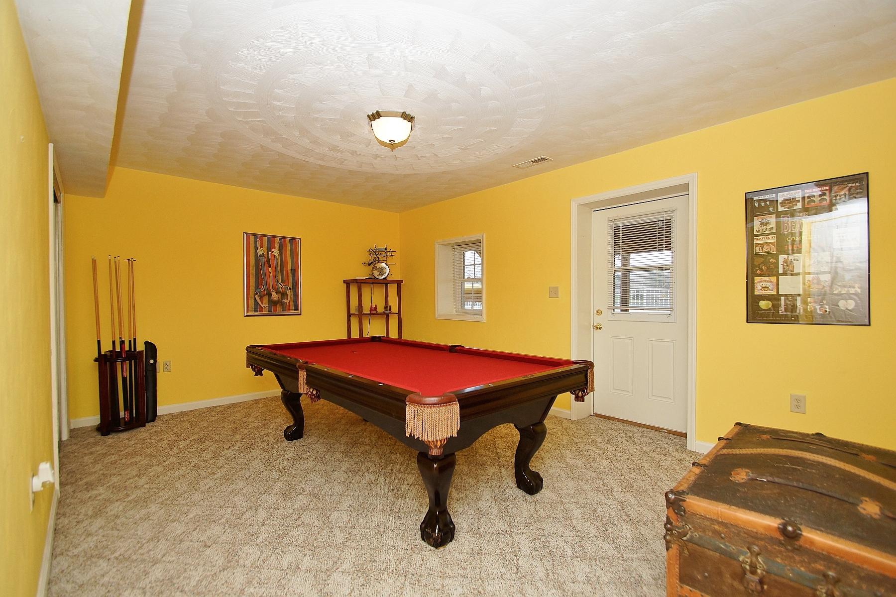 1525 Ellis Road Hardy, VA 24101 - Photo 32 of 88 32