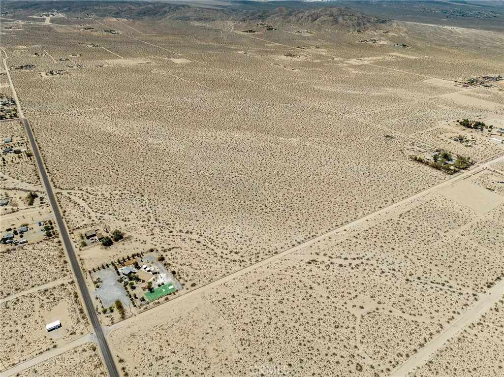 768 Visalia Lucerne Valley Lucerne Valley, CA 92356 - Photo 5 of 7 a view of bathroom with wooden floor