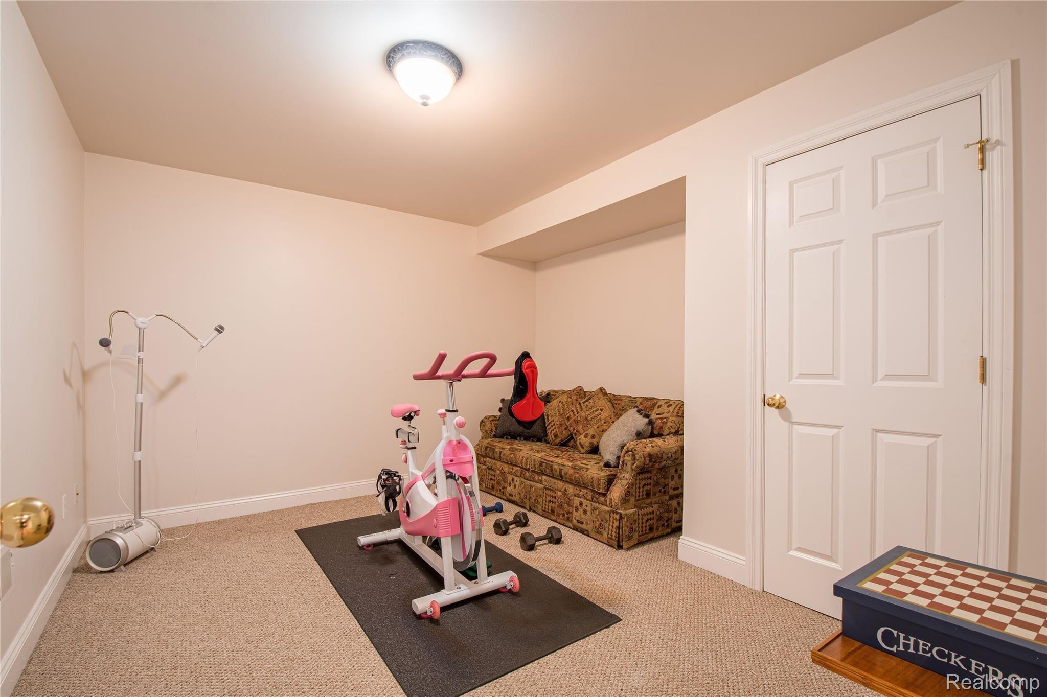 2669 Black Eagle Ridge Howell, MI 48843 - Photo 37 of 40 2669 Black Eagle Ridge HDR12.jpg