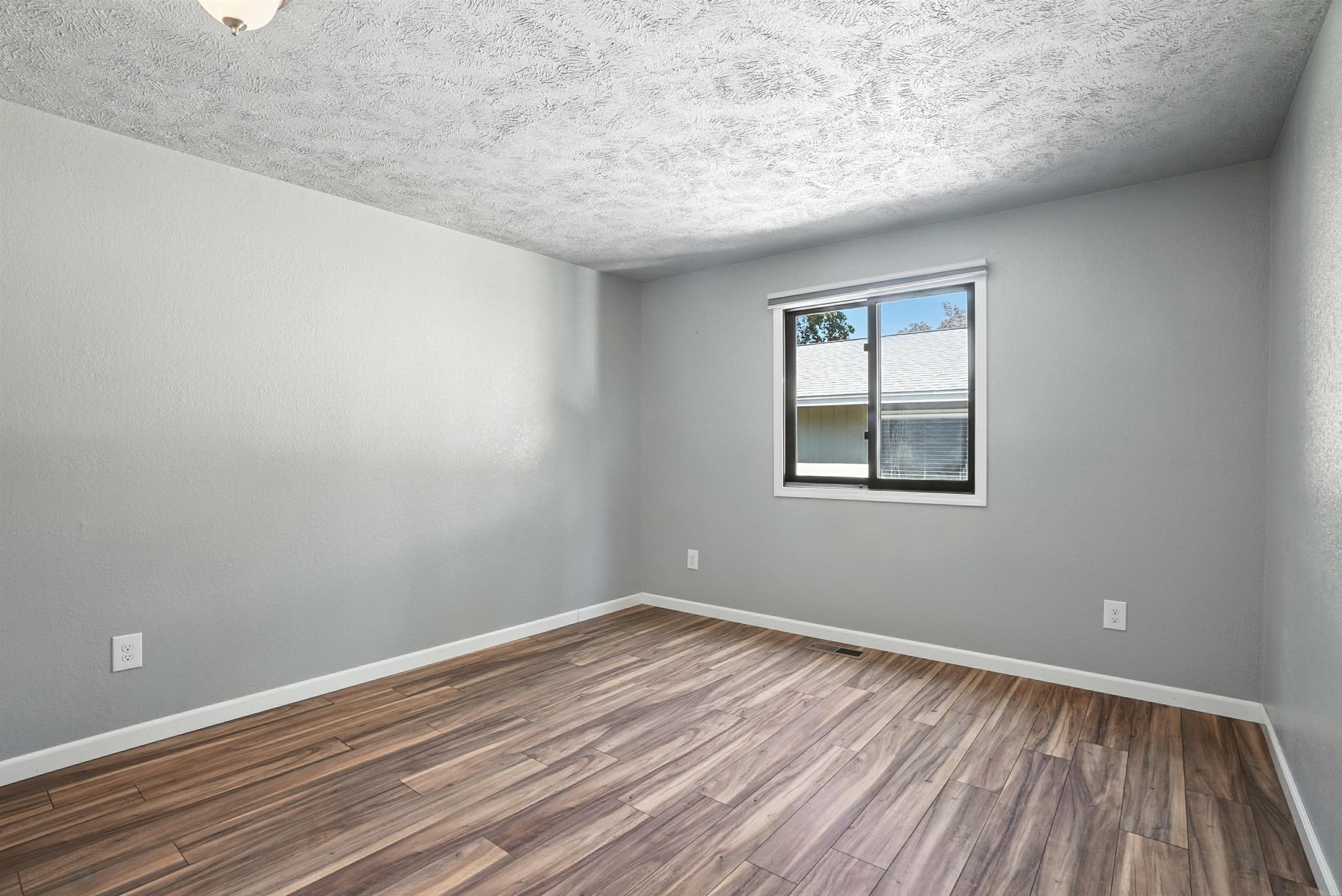 1225 South Ferrall Court Spokane, WA 99202 - Photo 15 of 42