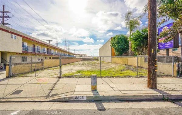 $550,000 | 8826 Artesia Boulevard, Bellflower, CA 90706