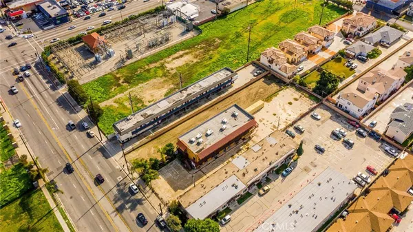 $550,000 | 8826 Artesia Boulevard, Bellflower, CA 90706