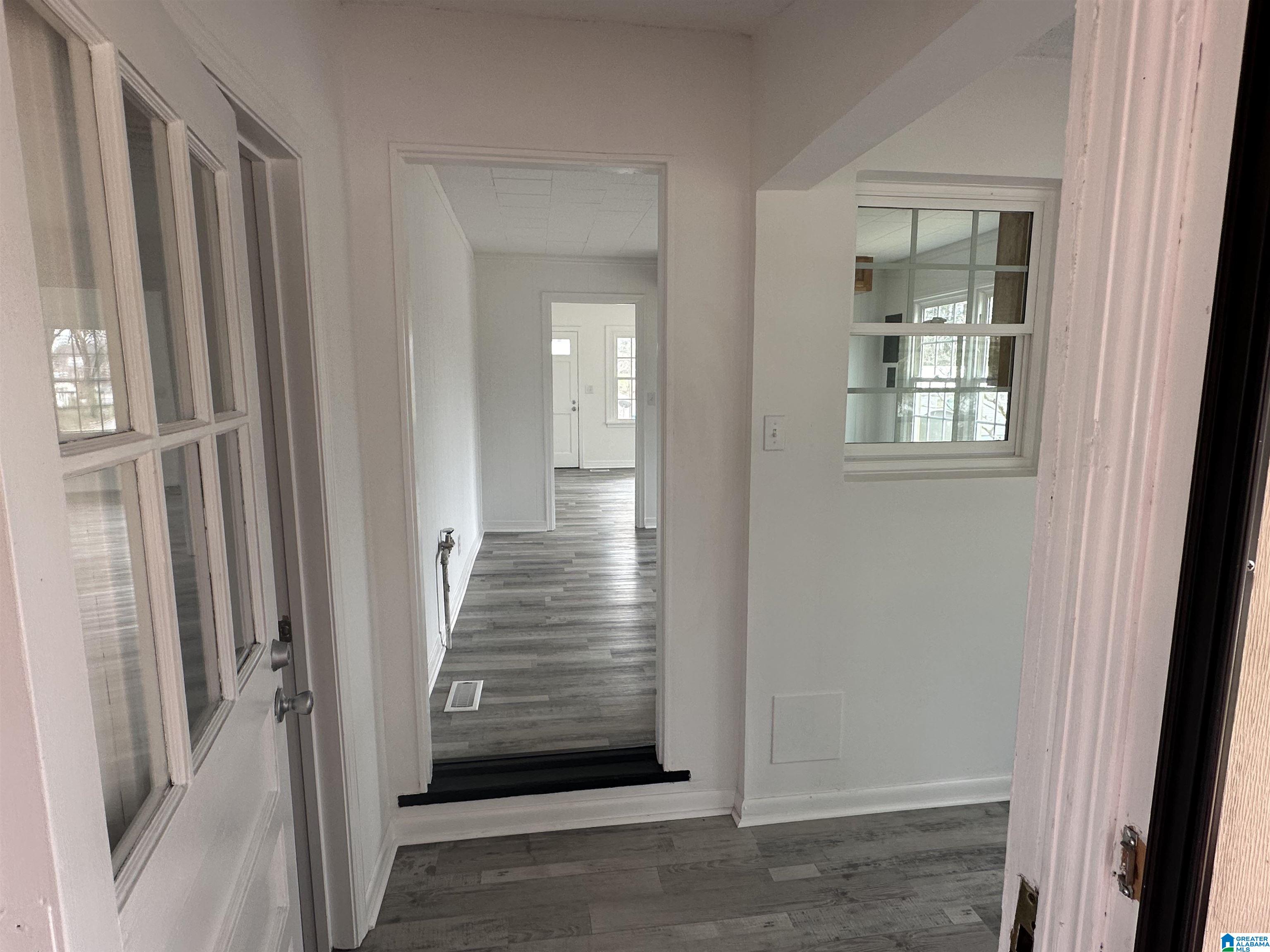 301 East 29th Street Anniston, AL 36201 - Photo 8 of 25
