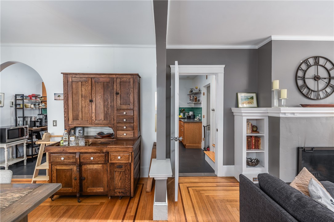 76 Blaisdell Avenue Pawtucket, RI 02860 - Photo 12 of 49