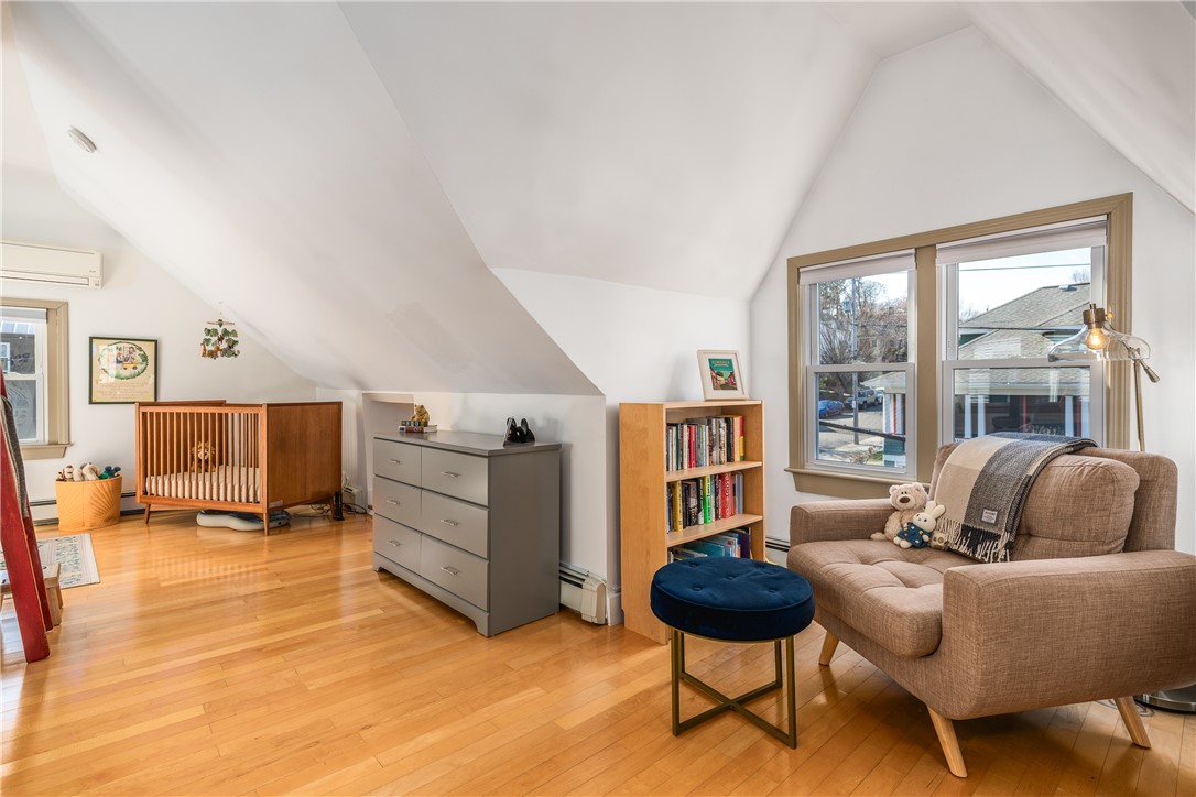 76 Blaisdell Avenue Pawtucket, RI 02860 - Photo 29 of 49