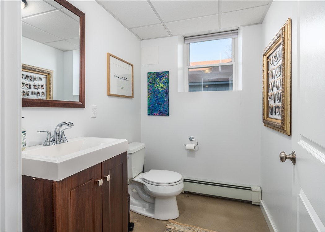 76 Blaisdell Avenue Pawtucket, RI 02860 - Photo 41 of 49
