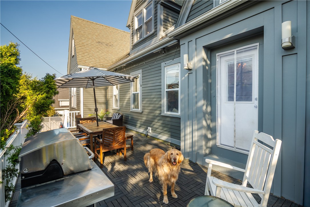 76 Blaisdell Avenue Pawtucket, RI 02860 - Photo 9 of 49