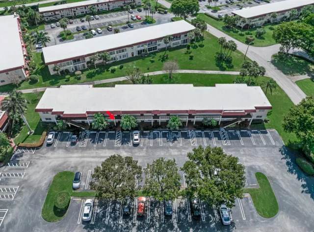 $99,000 | 33 Abbey Lane, Unit 103, Delray Beach, FL 33446