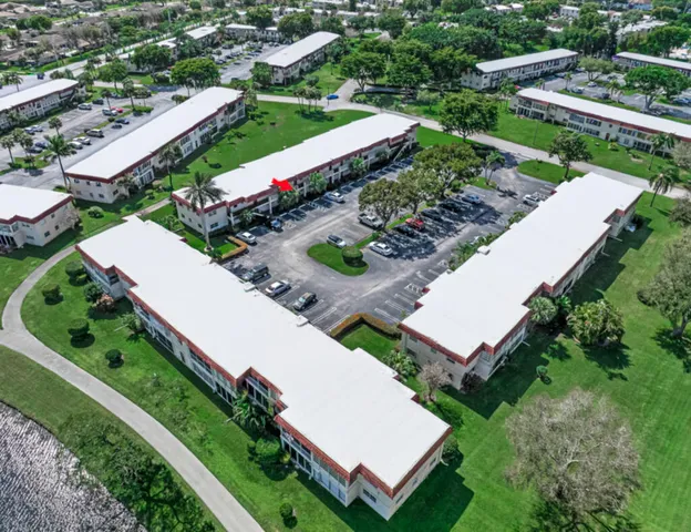 $99,000 | 33 Abbey Lane, Unit 103, Delray Beach, FL 33446