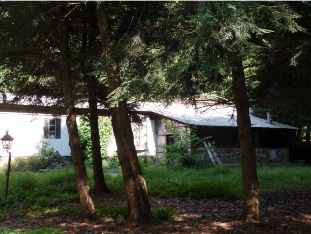 126 Cobb Road Charlestown, NH 03603 - Photo 1 of 18 Gallery Image 1