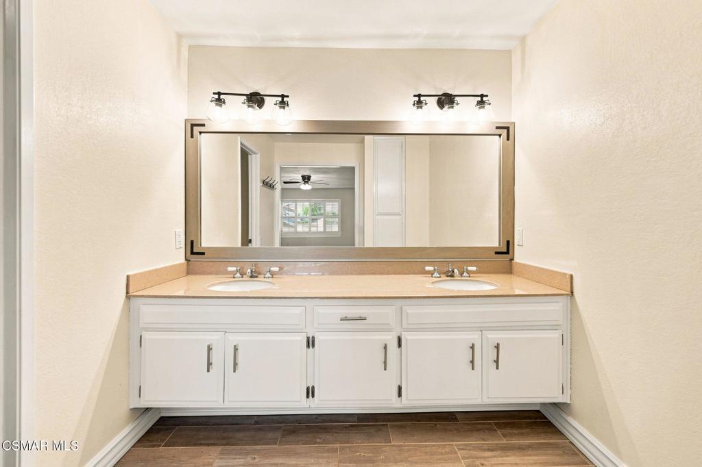 4787 North Buttercreek Road Moorpark, CA 93021 - Photo 7 of 28 Gallery Image 7