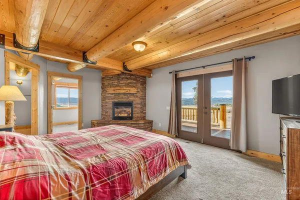 $1,295,000 | 3818 Osprey Circle, New Meadows, ID 83654