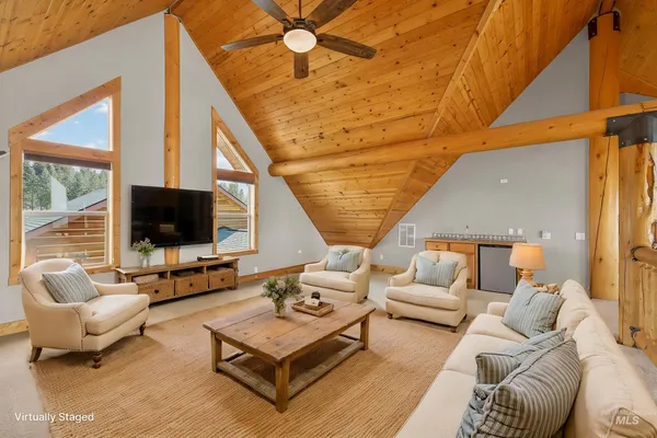 $1,295,000 | 3818 Osprey Circle, New Meadows, ID 83654
