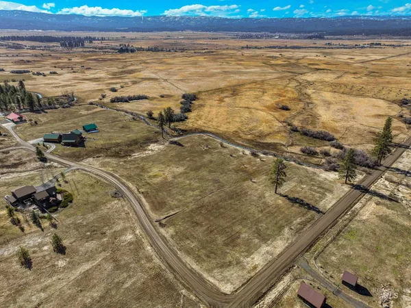 $1,295,000 | 3818 Osprey Circle, New Meadows, ID 83654