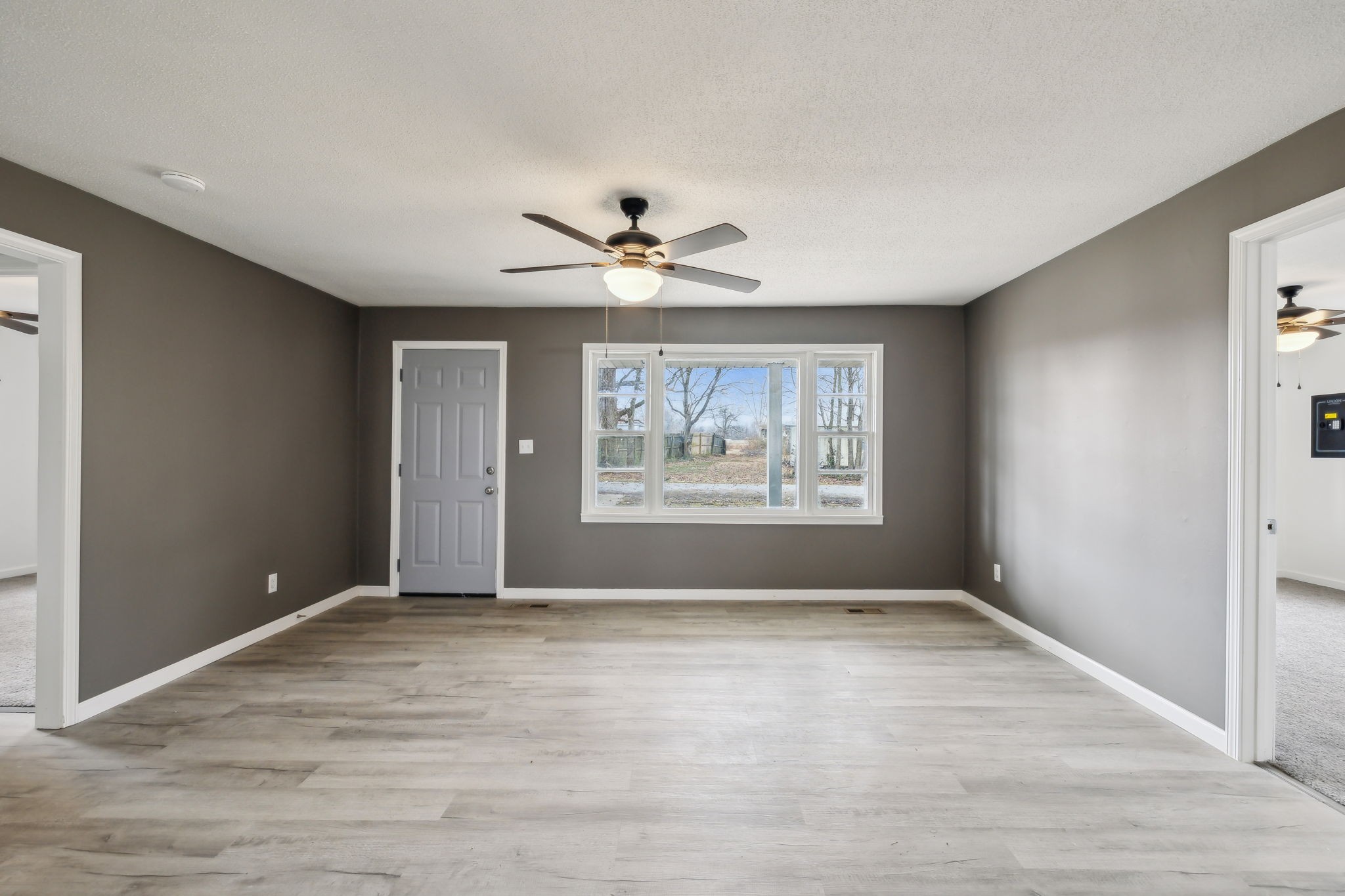 502 Browns Road Lafayette, TN 37083 - Photo 13 of 50 a view of an empty room with a window