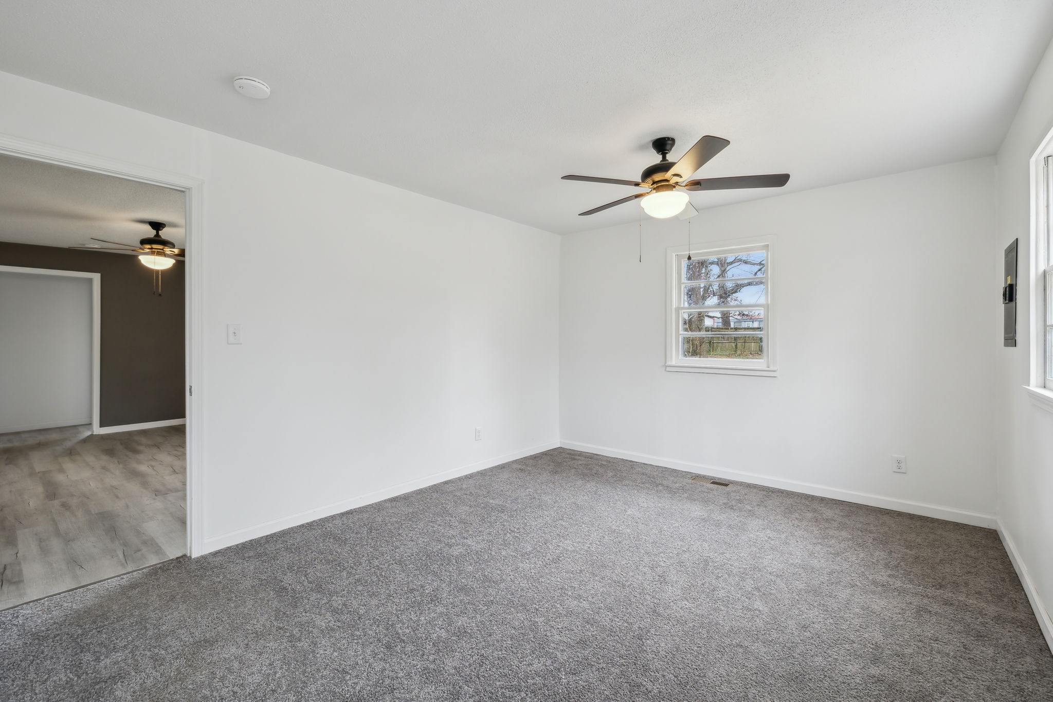 502 Browns Road Lafayette, TN 37083 - Photo 21 of 50 wooden floor in an empty room
