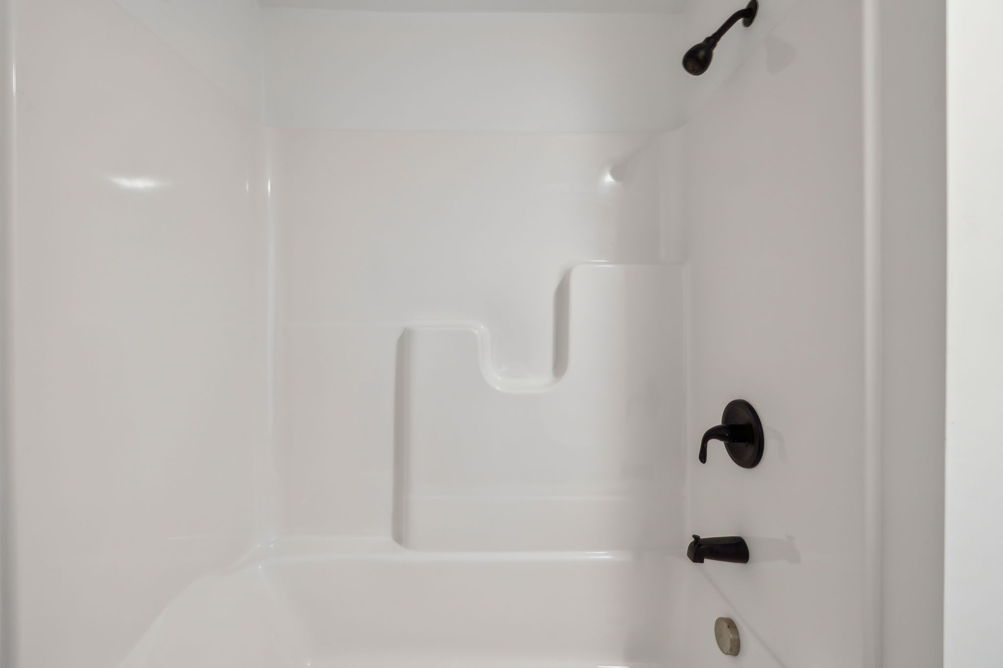 502 Browns Road Lafayette, TN 37083 - Photo 36 of 50 a bathroom with a shower